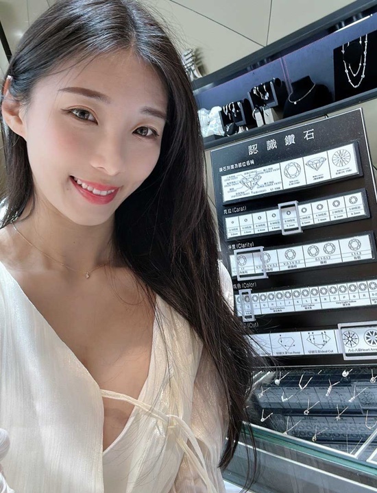 台中G I A鑽戒-晶樣金飾鑽石