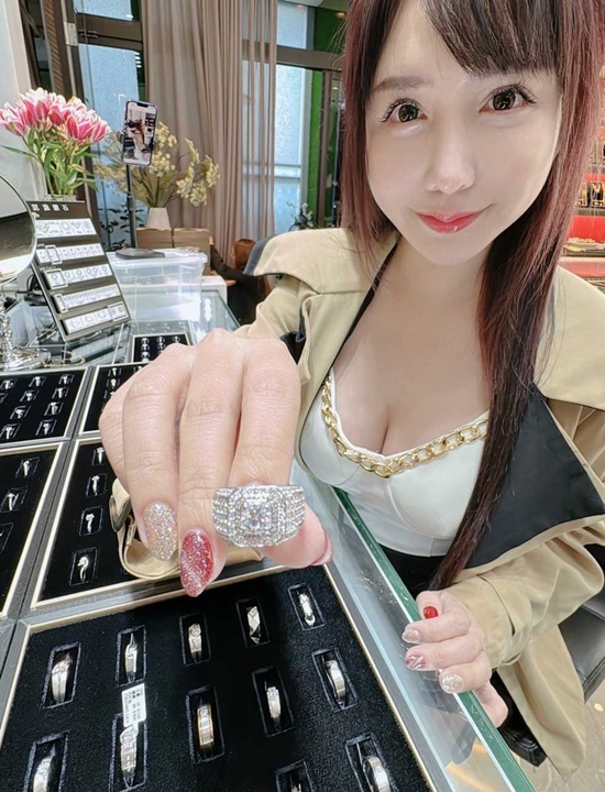 台中鑽石對戒-晶樣銀樓