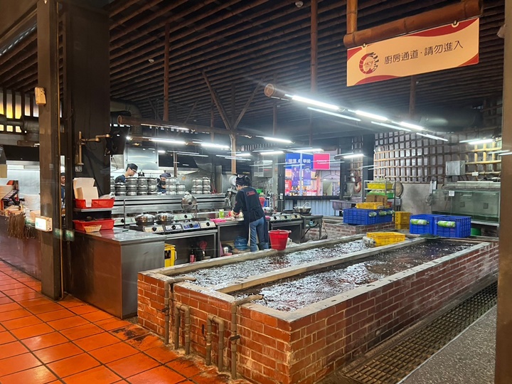 新竹聚餐餐廳-黃金海岸活蝦之家