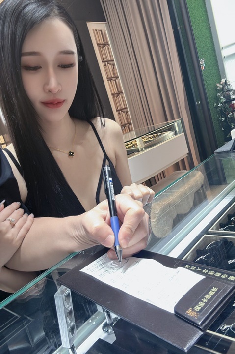 台中鑽石對戒-晶漾金飾銀樓