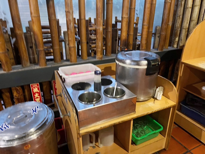 新竹海鮮餐廳-黃金海岸活蝦之家 新竹海鮮餐廳-黃金海岸活蝦之家