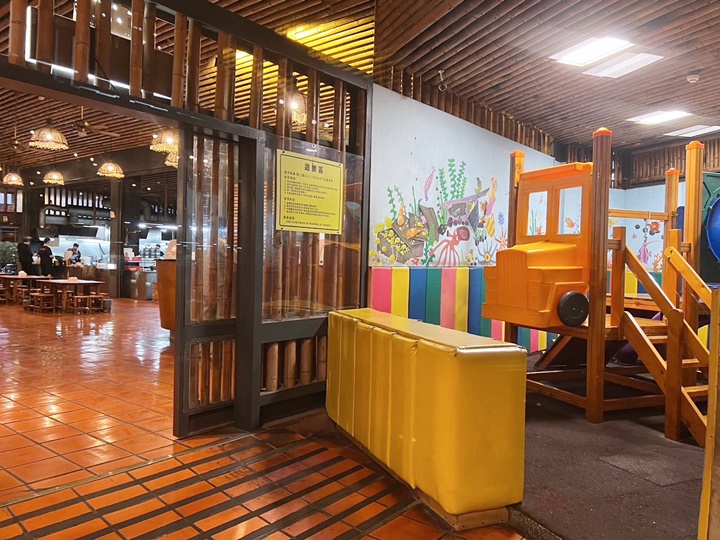 新竹海鮮餐廳-黃金海岸活蝦之家 新竹海鮮餐廳-黃金海岸活蝦之家